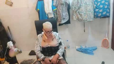 skylartgilf205565 online show from September 9, 2025, 2:27 pm
