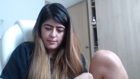 Snapshot of skyler1195 chatting on January 24, 2025, 5:53 pm Skyler online show from January 24, 2025, 5:53 pm