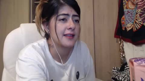 Snapshot of skyler1195 chatting on February 1, 2025, 1:55 am Skyler online show from February 1, 2025, 1:55 am