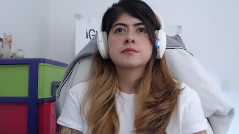 Snapshot of skyler1195 chatting on March 10, 2025, 9:07 pm Skyler online show from March 10, 2025, 9:07 pm