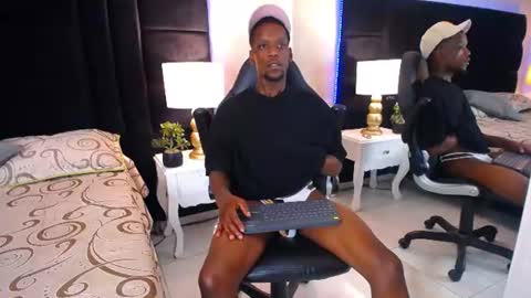 SKYLERBIGXXX online show from July 25, 2026, 5:05 am
