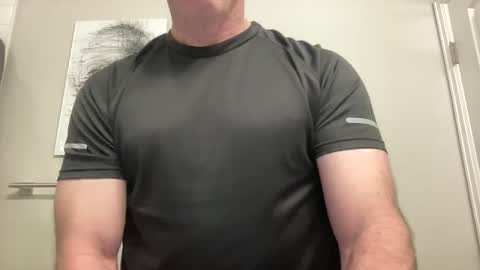 Snapshot of skylineboatclub chatting on December 16, 2024, 4:38 pm skylineboatclub online show from December 16, 2024, 4:38 pm