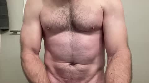 Snapshot of skylineboatclub chatting on January 3, 2025, 6:24 pm skylineboatclub online show from January 3, 2025, 6:24 pm