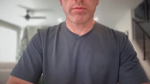 Snapshot of skylineboatclub chatting on January 8, 2025, 7:56 pm skylineboatclub online show from January 8, 2025, 7:56 pm