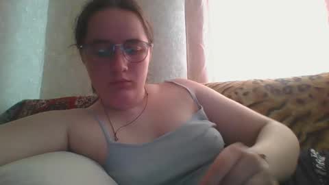 skyressie333 online show from May 3, 2026, 7:14 am