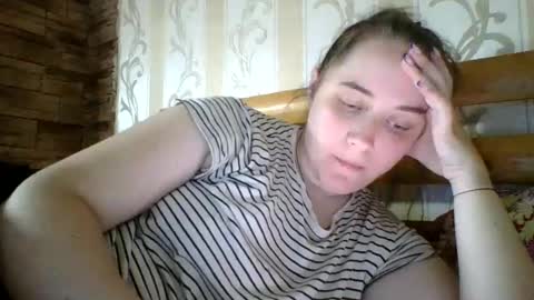 skyressie333 online show from May 11, 2026, 6:49 pm