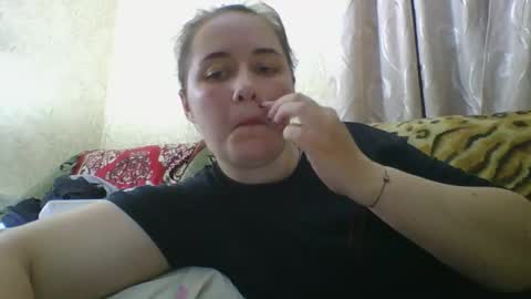 skyressie333 online show from May 21, 2026, 7:10 pm