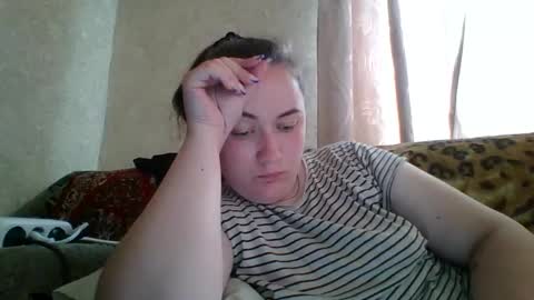 skyressie333 online show from May 27, 2026, 6:54 am