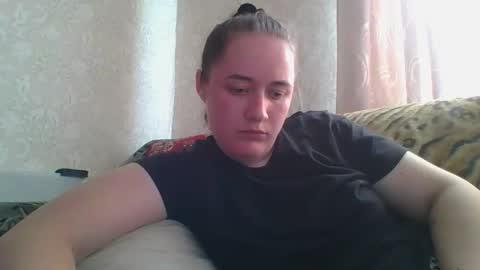 skyressie333 online show from June 5, 2026, 7:36 am
