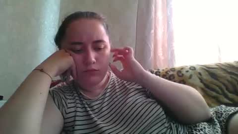 skyressie333 online show from June 13, 2026, 6:00 am