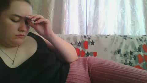 skyressie333 online show from July 9, 2026, 3:16 pm