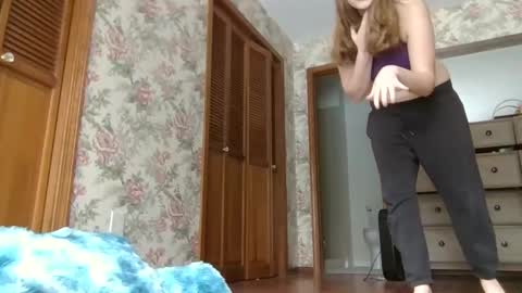 Sky Winters online show from February 1, 2025, 4:44 pm