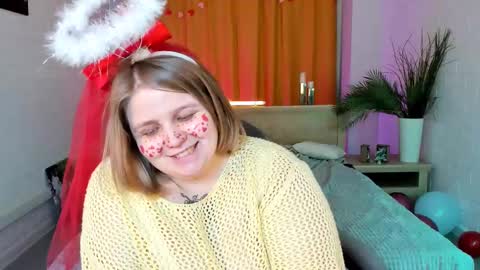 Snapshot of sladadeew chatting on February 11, 2025, 3:40 pm Slada Deew online show from February 11, 2025, 3:40 pm