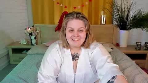 Snapshot of sladadeew chatting on March 5, 2025, 12:44 pm Slada Deew online show from March 5, 2025, 12:44 pm