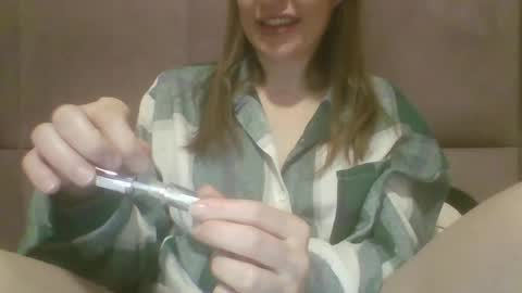 Sladkiegubki online show from February 26, 2025, 3:21 am