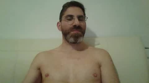 Snapshot of slavefuckfunhype chatting on January 28, 2025, 9:08 pm camboy online show from January 28, 2025, 9:08 pm