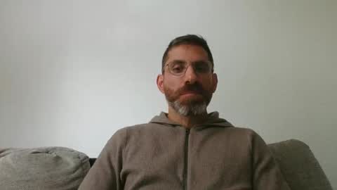 Snapshot of slavefuckfunhype chatting on October 17, 2025, 8:50 am camboy online show from October 17, 2025, 8:50 am