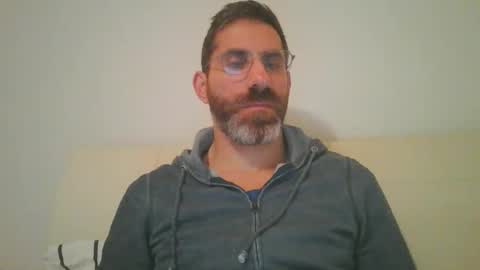 Snapshot of slavefuckfunhype chatting on November 1, 2025, 11:18 pm camboy online show from November 1, 2025, 11:18 pm