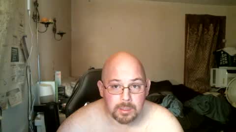 Snapshot of slavejim518 chatting on January 19, 2025, 6:31 am slavejim online show from January 19, 2025, 6:31 am