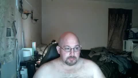 Snapshot of slavejim518 chatting on January 20, 2025, 5:04 am slavejim online show from January 20, 2025, 5:04 am