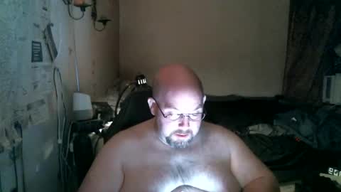 Snapshot of slavejim518 chatting on March 9, 2025, 4:38 am slavejim online show from March 9, 2025, 4:38 am
