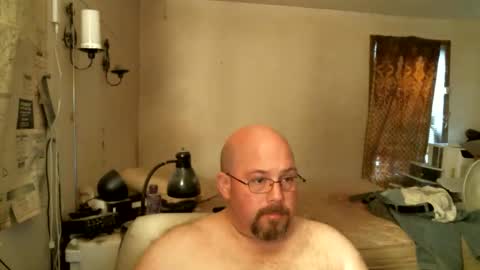 Snapshot of slavejim518 chatting on December 20, 2025, 6:59 pm slavejim online show from December 20, 2025, 6:59 pm
