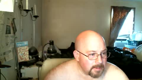 Snapshot of slavejim518 chatting on May 17, 2026, 3:41 pm slavejim online show from May 17, 2026, 3:41 pm
