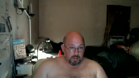 Snapshot of slavejim518 chatting on July 11, 2026, 2:47 am slavejim online show from July 11, 2026, 2:47 am