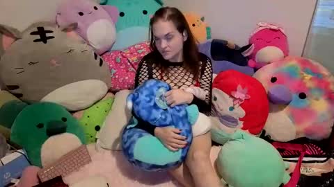 Snapshot of slayterkitty chatting on November 30, 2025, 10:08 am slayterkitty online show from November 30, 2025, 10:08 am