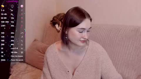 Alice online show from December 19, 2025, 4:47 pm