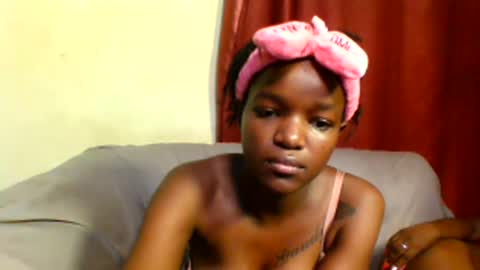 sleek_ass online show from March 12, 2025, 11:54 pm