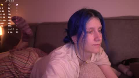 Sonya online show from September 12, 2025, 7:58 pm