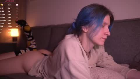 Sonya online show from December 13, 2025, 9:09 pm