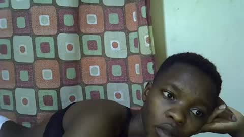 Snapshot of slender_queen chatting on February 23, 2026, 8:44 am slender_queen online show from February 23, 2026, 8:44 am