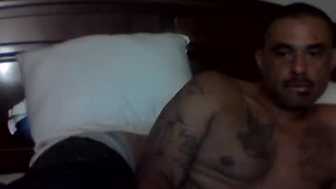 Snapshot of slickstre chatting on July 9, 2026, 7:01 am slickstre online show from July 9, 2026, 7:01 am