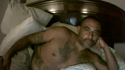 Snapshot of slickstre chatting on July 26, 2026, 12:23 pm slickstre online show from July 26, 2026, 12:23 pm