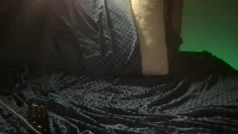 Snapshot of slienthear83 chatting on December 7, 2024, 4:31 am slienthear83 online show from December 7, 2024, 4:31 am