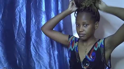 Alicia online show from November 27, 2025, 2:02 am