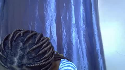 Alicia online show from December 14, 2025, 7:03 am