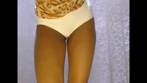 slim_girl01 online show from March 17, 2026, 7:12 am