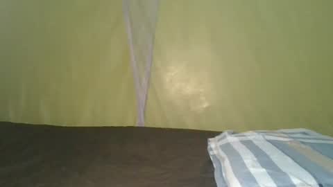 slim_girl01 online show from June 17, 2026, 5:14 pm