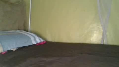 slim_girl01 online show from June 27, 2026, 6:24 pm