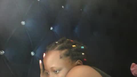 Snapshot of slim_petite_ebony chatting on October 9, 2025, 5:38 am slim_petite_ebony online show from October 9, 2025, 5:38 am