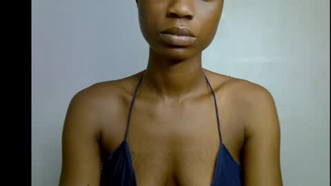 Snapshot of slim_petitqueen chatting on April 29, 2026, 5:41 pm Alice online show from April 29, 2026, 5:41 pm