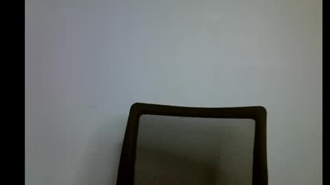 Snapshot of slim_petitqueen chatting on May 6, 2026, 8:47 pm Alice online show from May 6, 2026, 8:47 pm