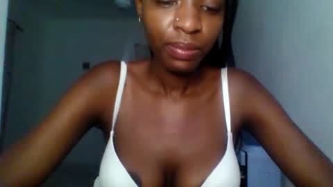 slimandthick1 online show from April 22, 2026, 4:37 am