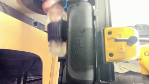 Slimguerrilla online show from April 17, 2026, 2:58 am