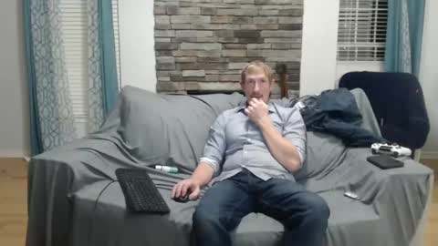 slimjp online show from October 20, 2025, 2:23 am