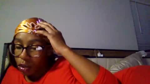 Snapshot of slimmmgooodiexoxo chatting on December 11, 2024, 11:32 pm slimmmgooodiexoxo online show from December 11, 2024, 11:32 pm