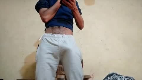 Snapshot of slimshaddyxx chatting on December 5, 2024, 7:16 am Prince online show from December 5, 2024, 7:16 am